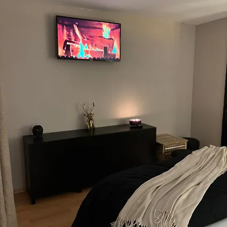 Au Charme De Bed & Breakfast