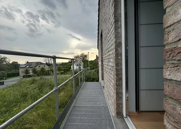 Au Charme De Bed & Breakfast